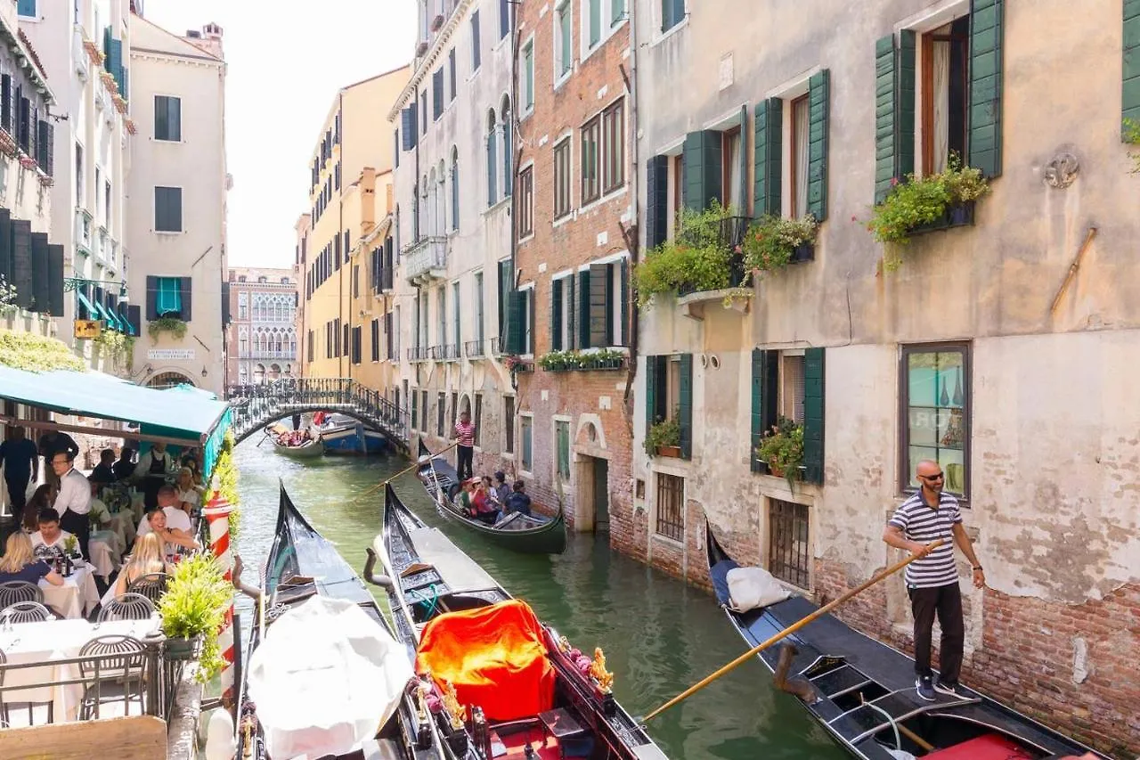 Residence Suite A Venezia Apartment Venice